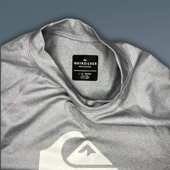 Quiksilver Classic Comp Logo Gray Short Sleeve Shirt UPF 50+ Lightweight & Breat - Picture 6 of 6